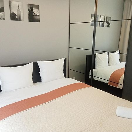 Like Home Apartments Krakow Luaran gambar