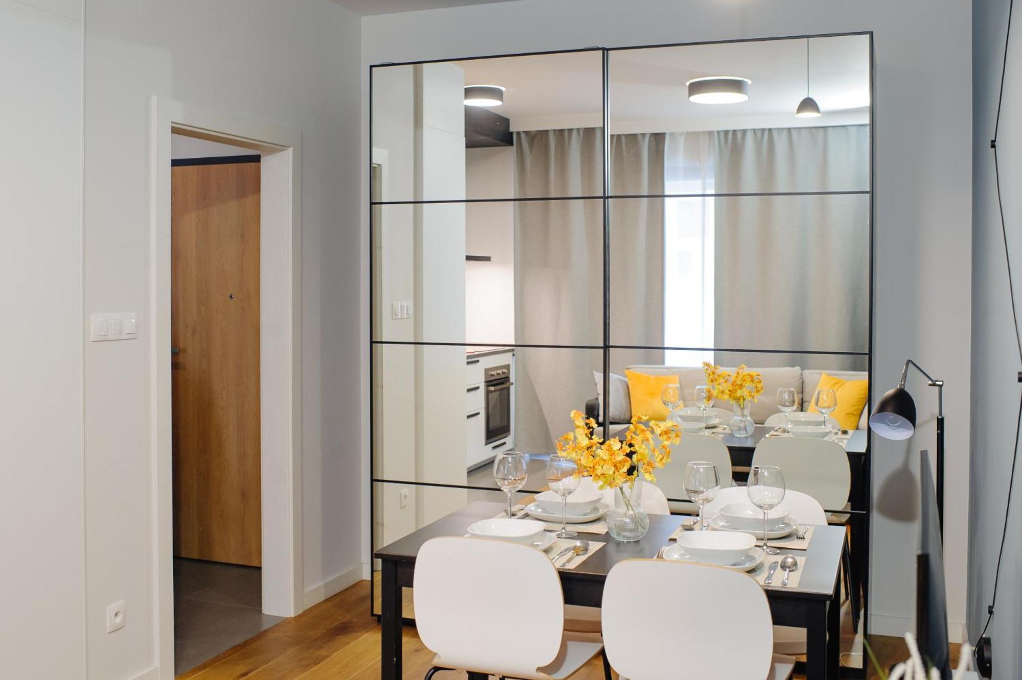 Like Home Apartments Krakow Luaran gambar