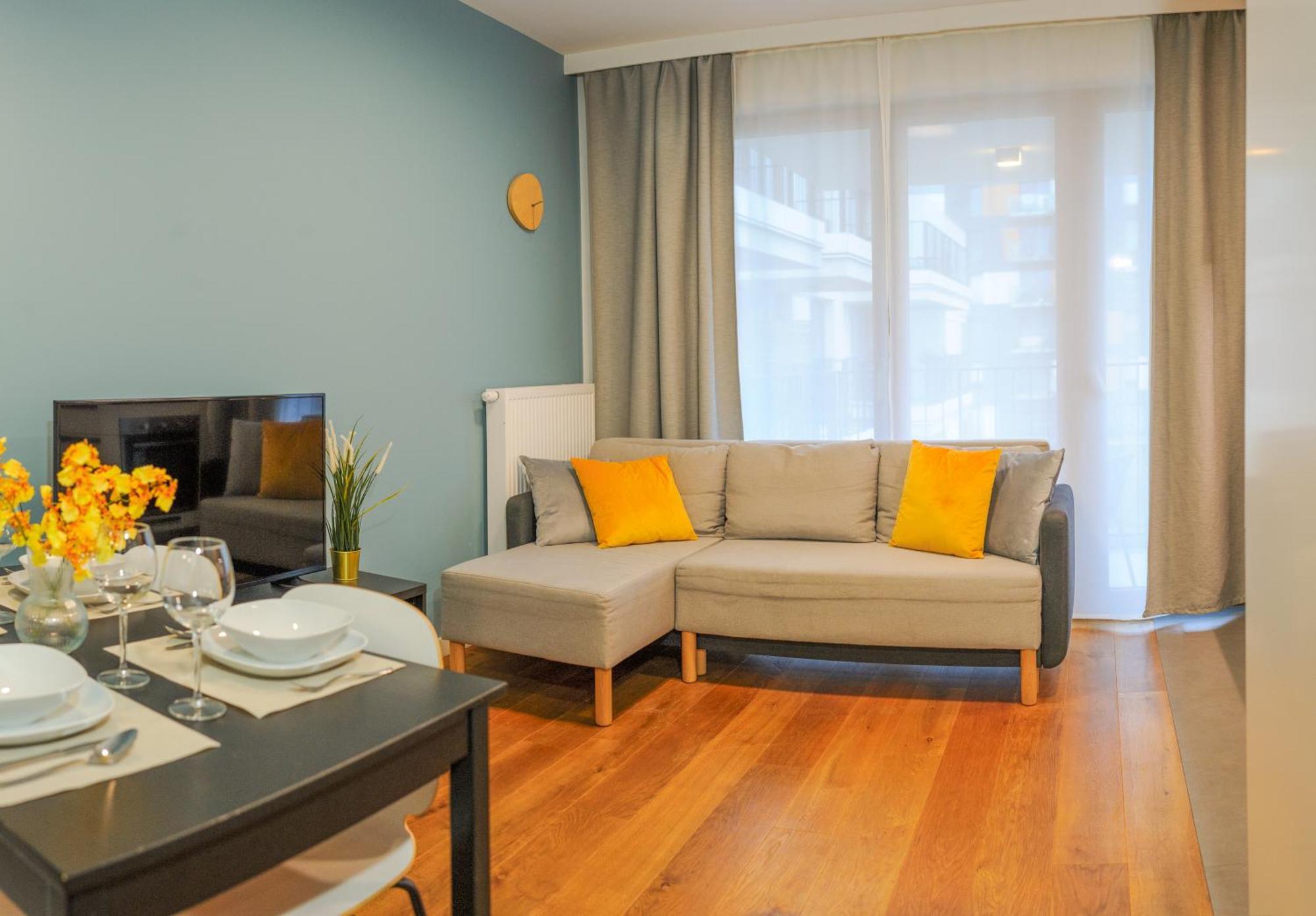 Like Home Apartments Krakow Luaran gambar