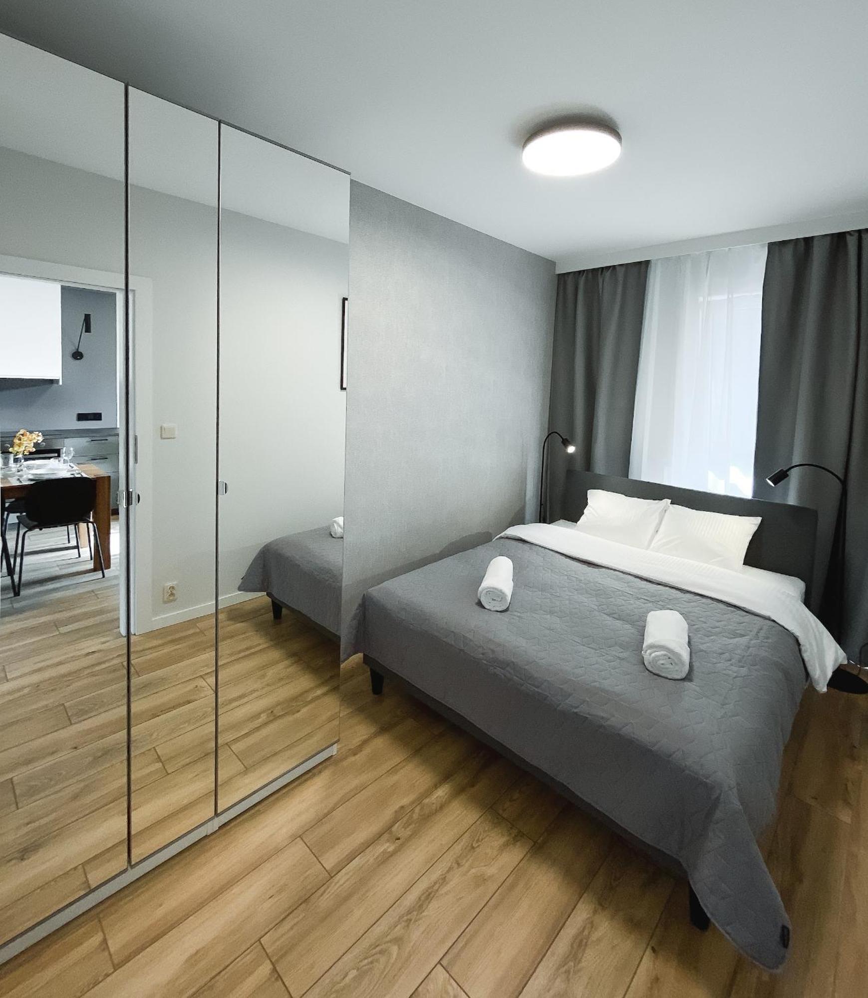 Like Home Apartments Krakow Luaran gambar